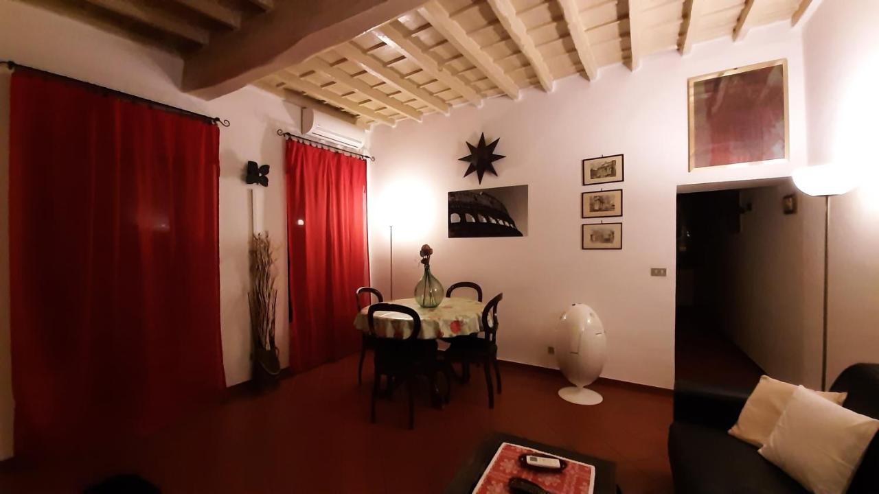 Villa Alloggio Via Del Governo Vecchio 34 à Rome Extérieur photo